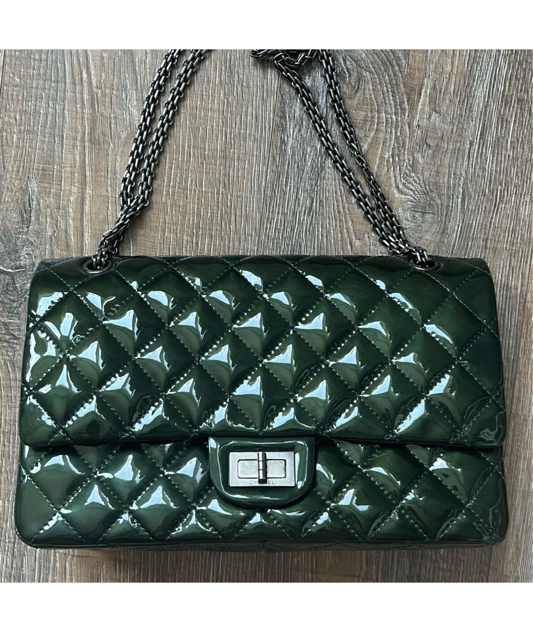 CHANEL PRE-OWNED Зеленая сумка через плечо из лакированной кожи, фото 9