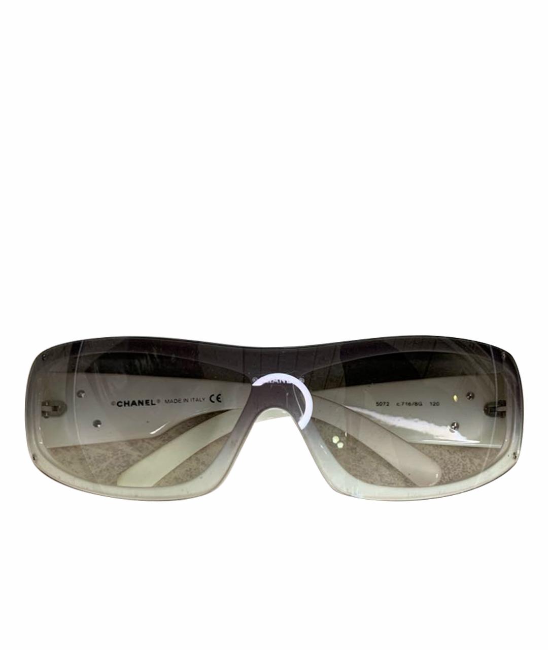 CHANEL Белые пластиковые солнцезащитные очки, фото 1
