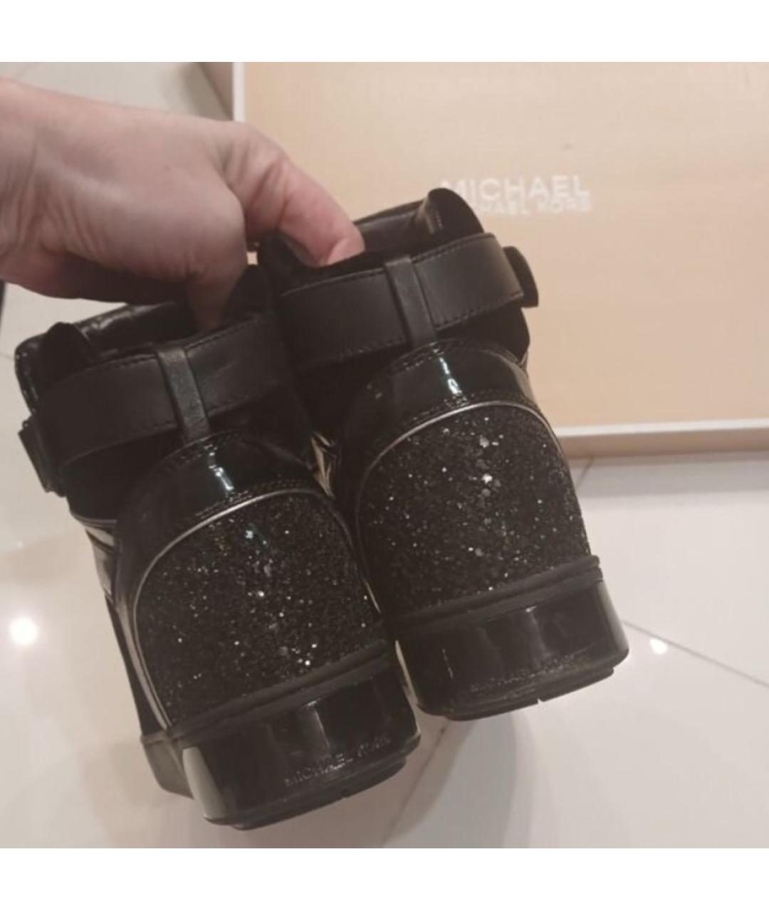 MICHAEL KORS Черные ботинки из лакированной кожи, фото 3