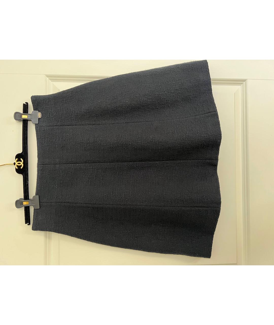 CHANEL PRE-OWNED Черная твидовая юбка миди, фото 6