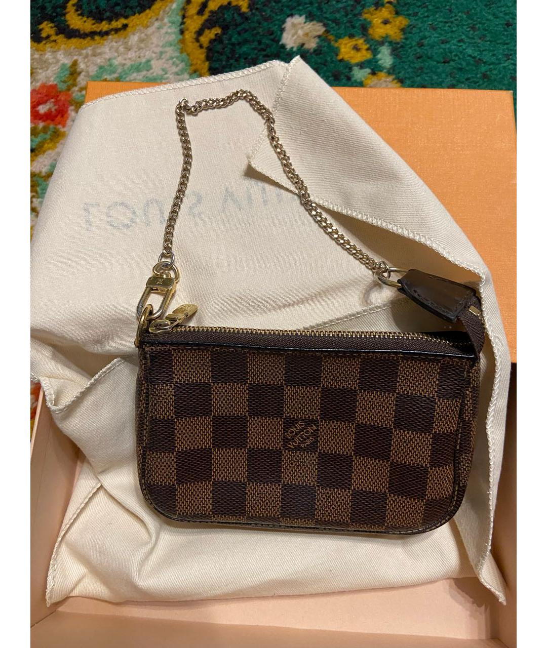 LOUIS VUITTON Коричневая сумка с короткими ручками из искусственной кожи, фото 9