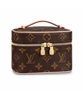 LOUIS VUITTON Косметичка