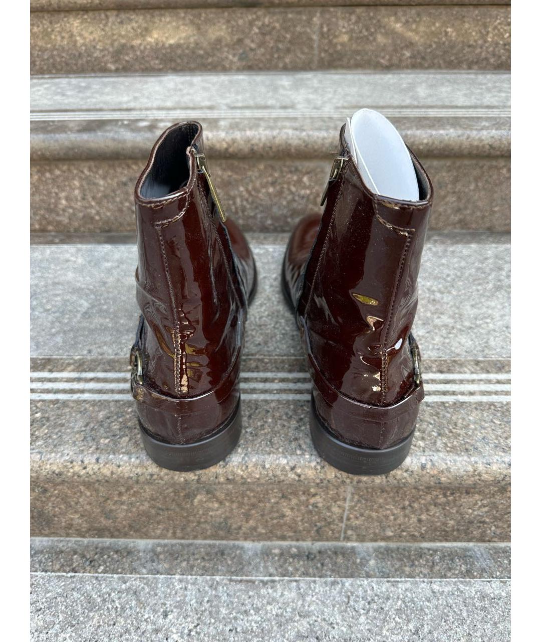 JOHN GALLIANO Бордовые высокие ботинки из лакированной кожи, фото 4