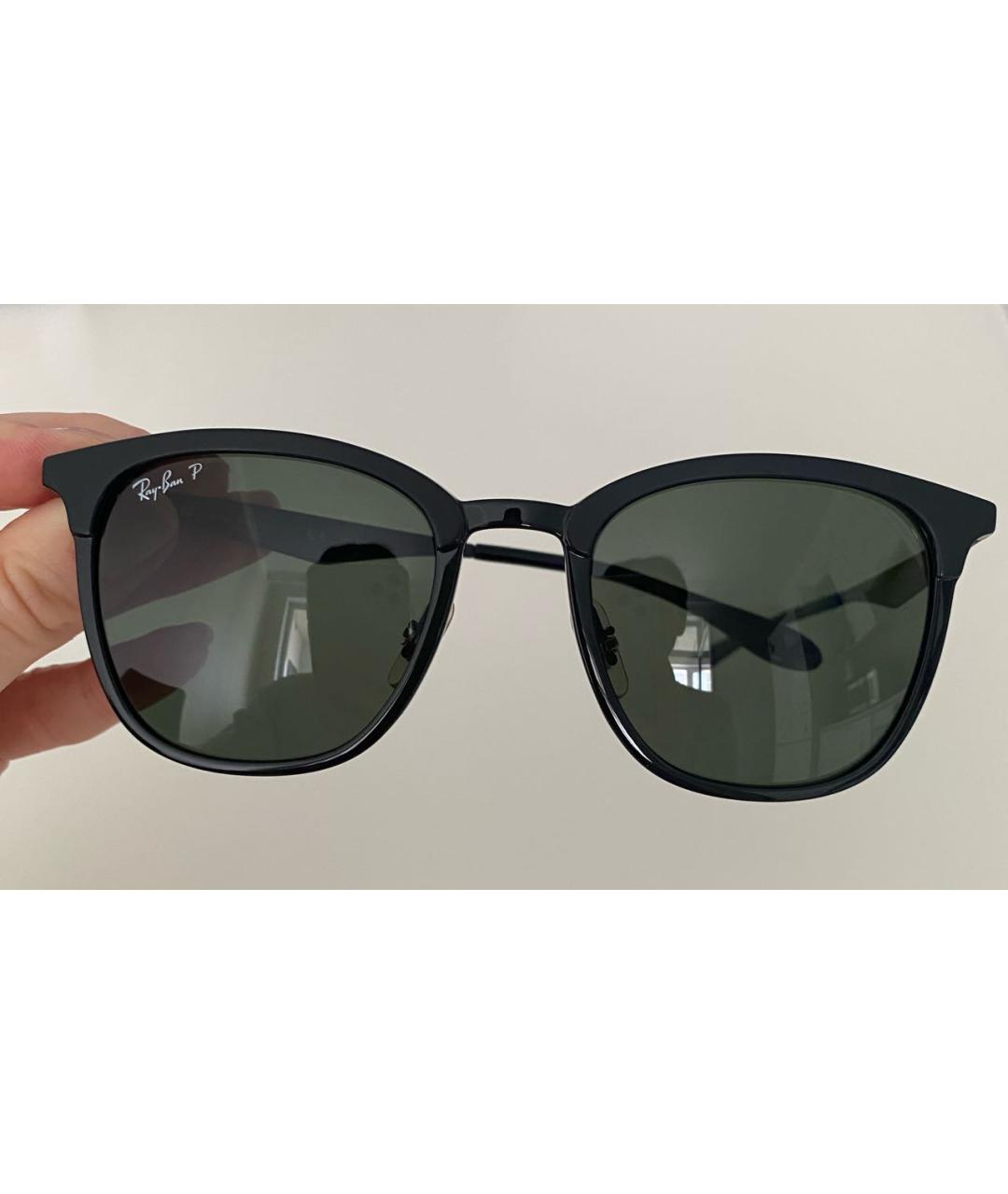 RAY BAN Черные пластиковые солнцезащитные очки для женщин – купить