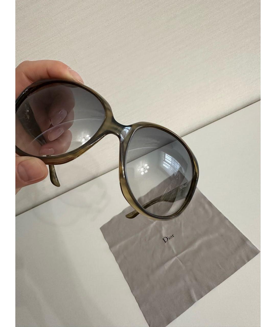 CHRISTIAN DIOR PRE-OWNED Серые пластиковые солнцезащитные очки, фото 5