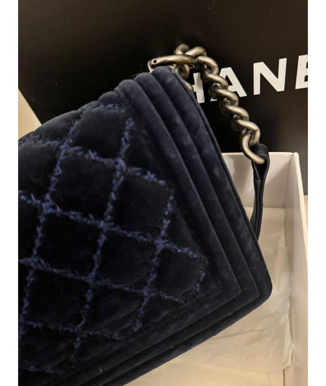 CHANEL PRE-OWNED Темно-синяя бархатная поясная сумка, фото 3