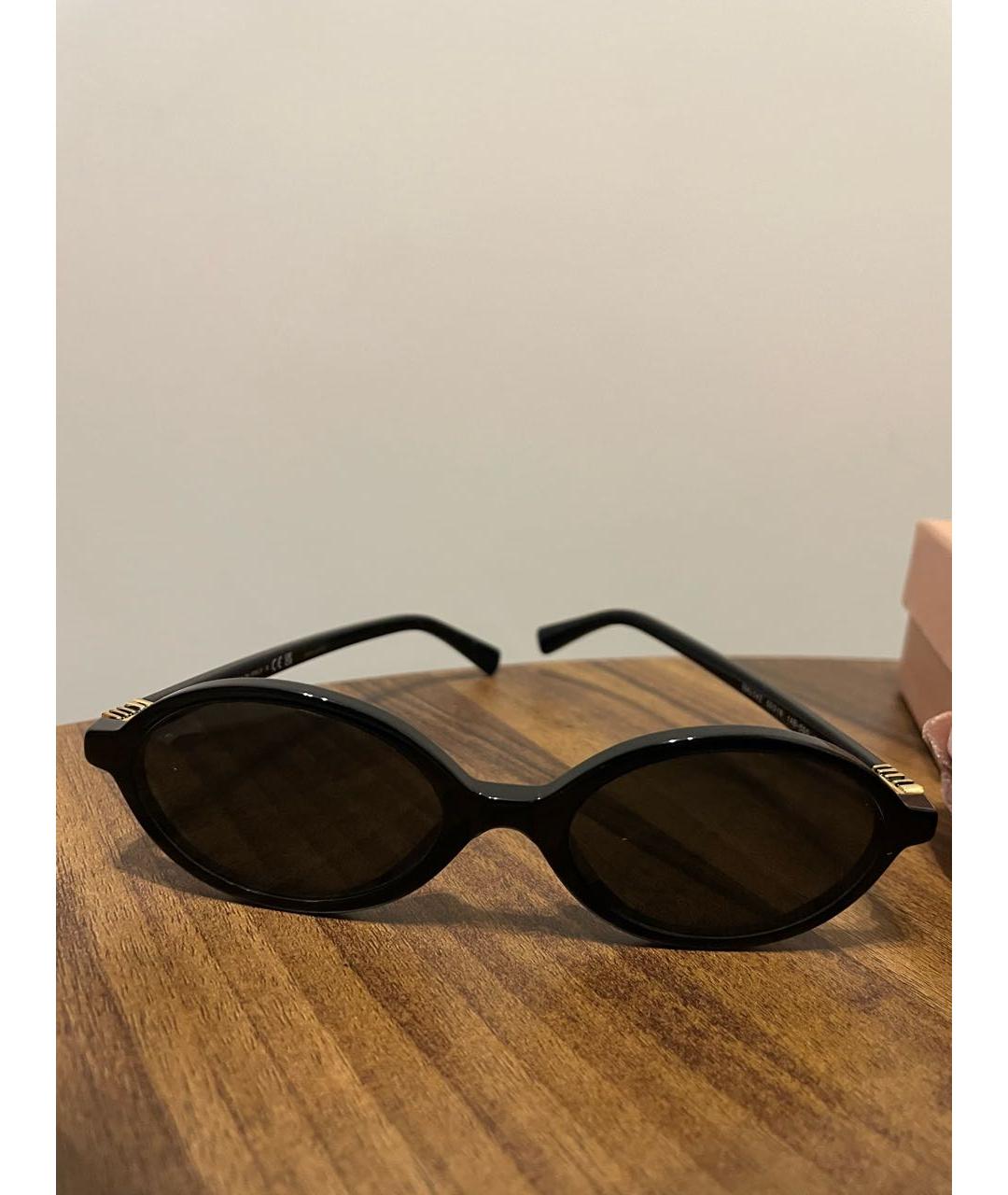 MIU MIU Черные солнцезащитные очки, фото 4