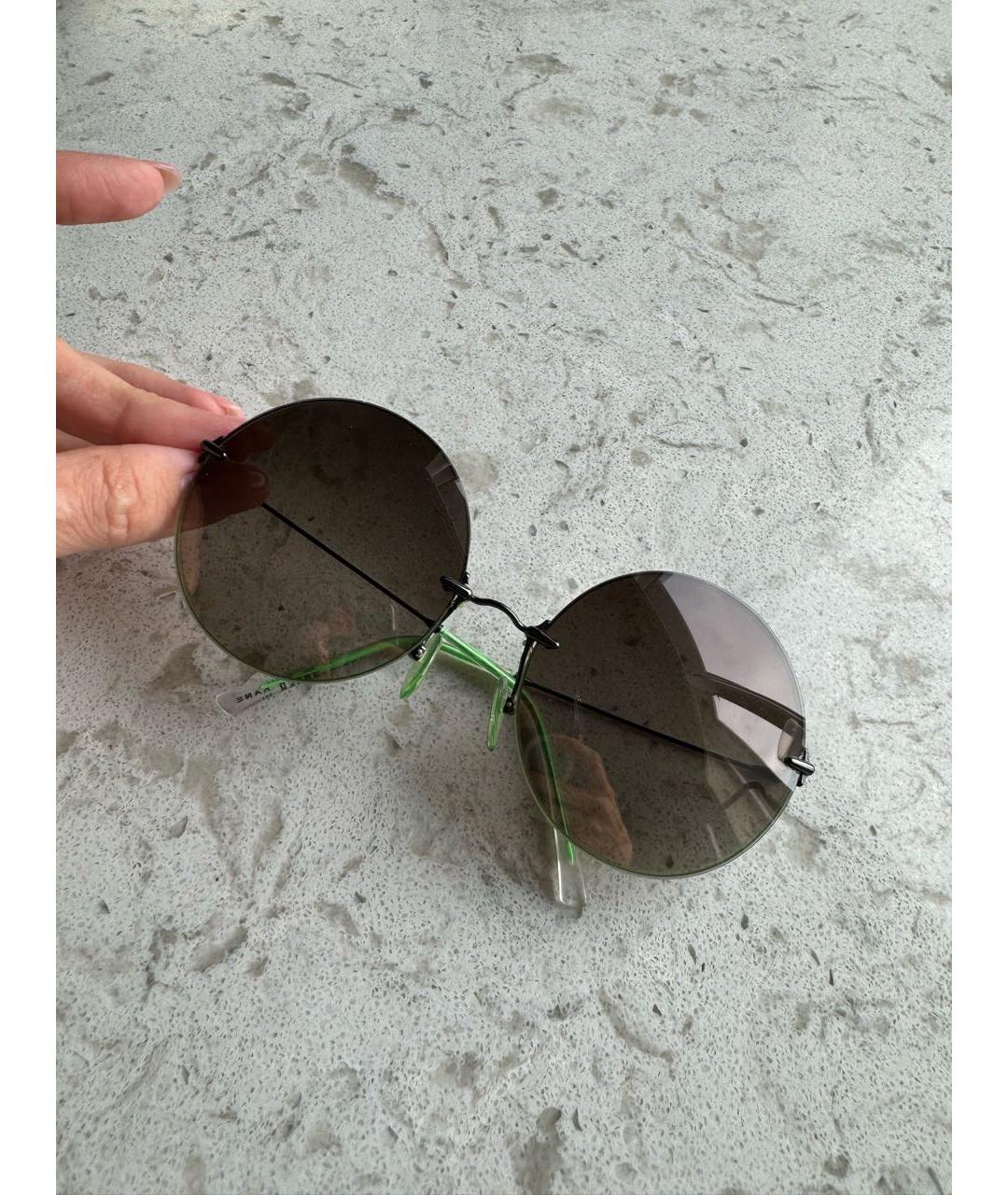 CHRISTOPHER KANE Антрацитовые пластиковые солнцезащитные очки, фото 9