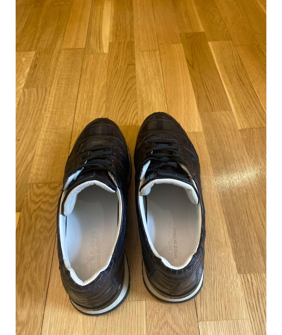 KITON Черные низкие кроссовки / кеды из экзотической кожи, фото 3
