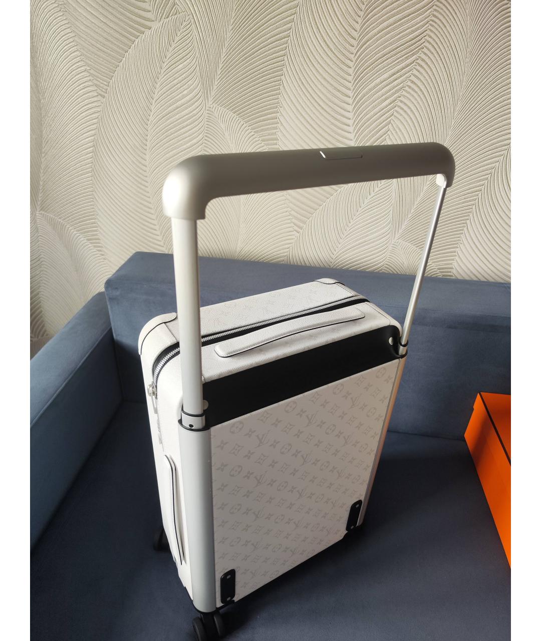 LOUIS VUITTON PRE-OWNED Белый кожаный чемодан, фото 4