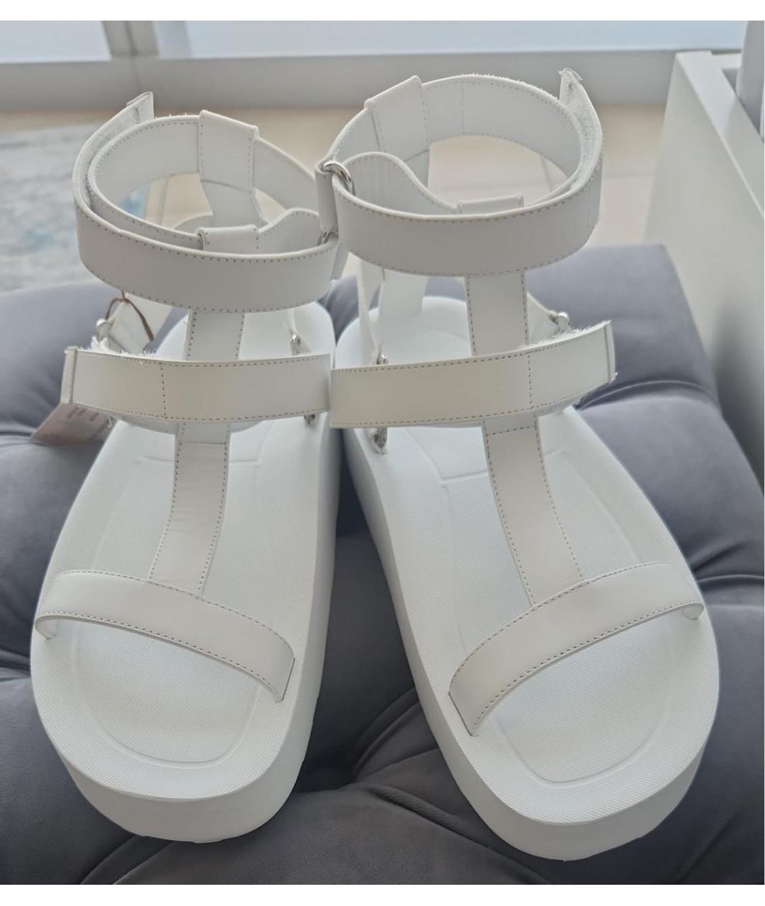 HERMES PRE-OWNED Белые кожаные сандалии, фото 2