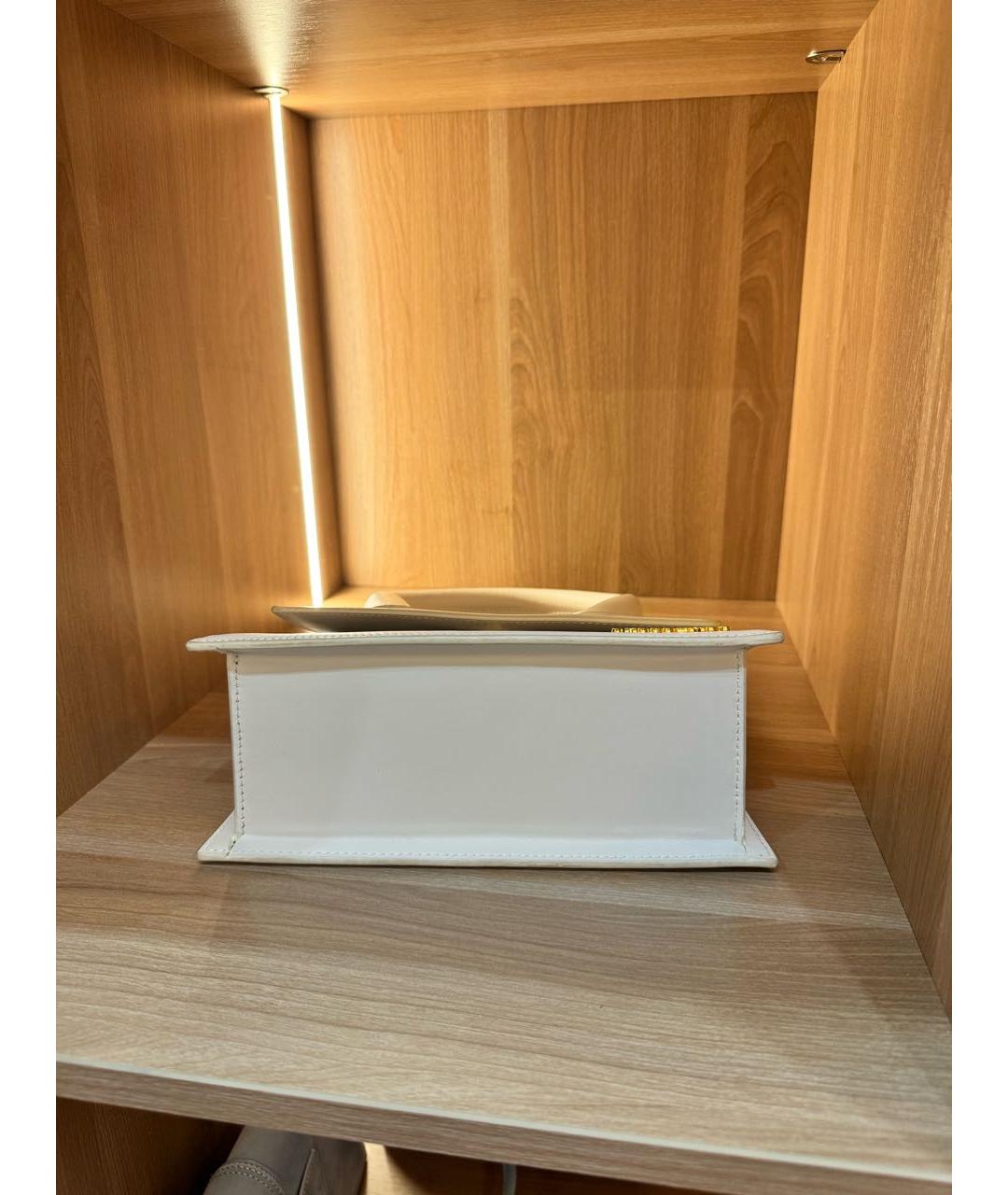 JACQUEMUS Белая кожаная сумка через плечо, фото 4