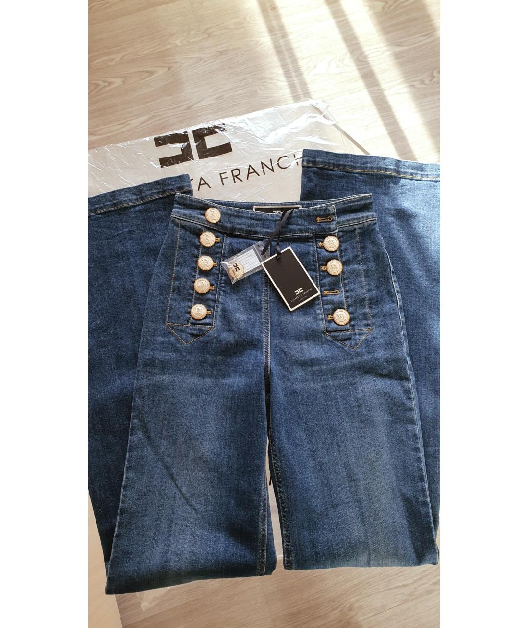 ELISABETTA FRANCHI Синие хлопко-лиоцелловые джинсы клеш, фото 6