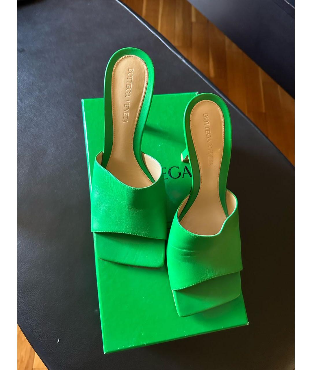 BOTTEGA VENETA Зеленые кожаные мюли, фото 3