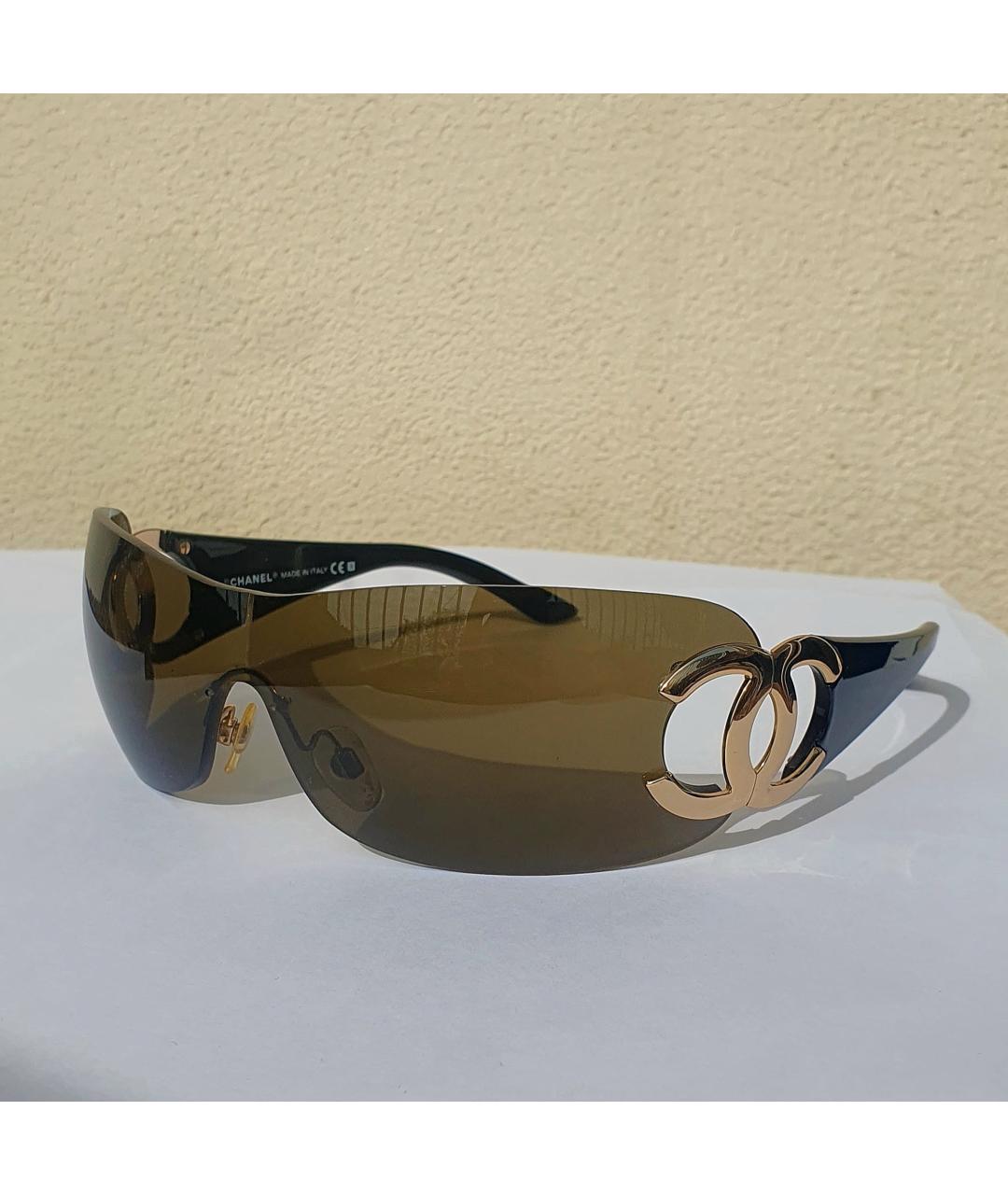 CHANEL PRE-OWNED Хаки пластиковые солнцезащитные очки, фото 4
