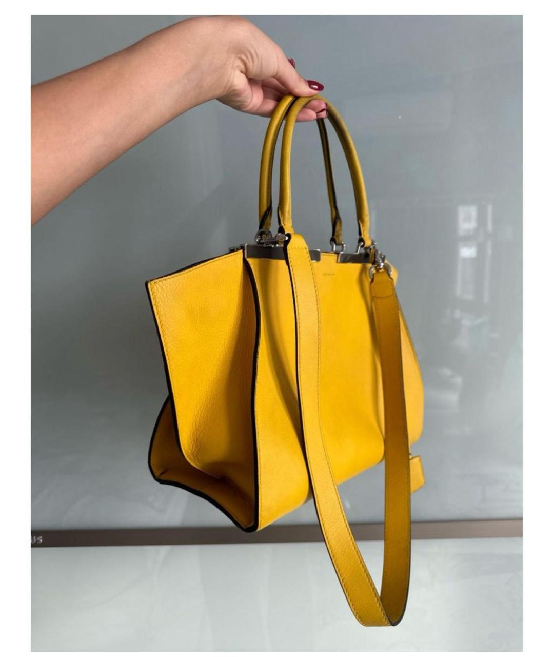 FENDI Желтая кожаная сумка с короткими ручками, фото 2