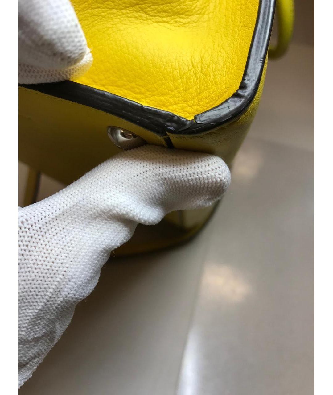FENDI Желтая кожаная сумка с короткими ручками, фото 7