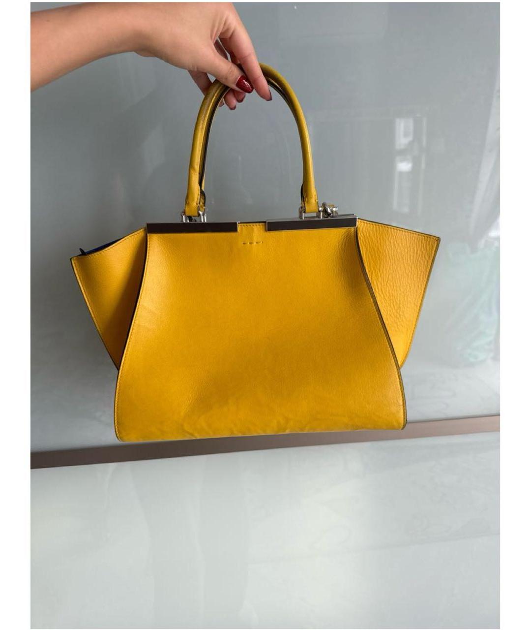 FENDI Желтая кожаная сумка с короткими ручками, фото 3