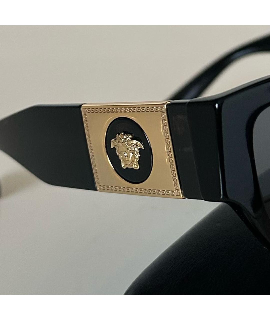 VERSACE Черные пластиковые солнцезащитные очки, фото 3