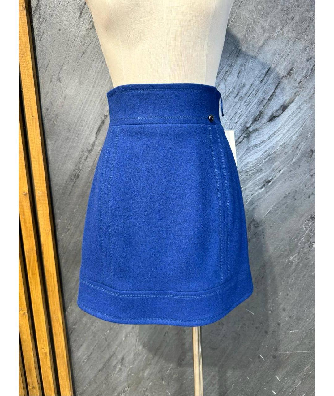 CHANEL Синий шерстяной костюм с юбками, фото 2
