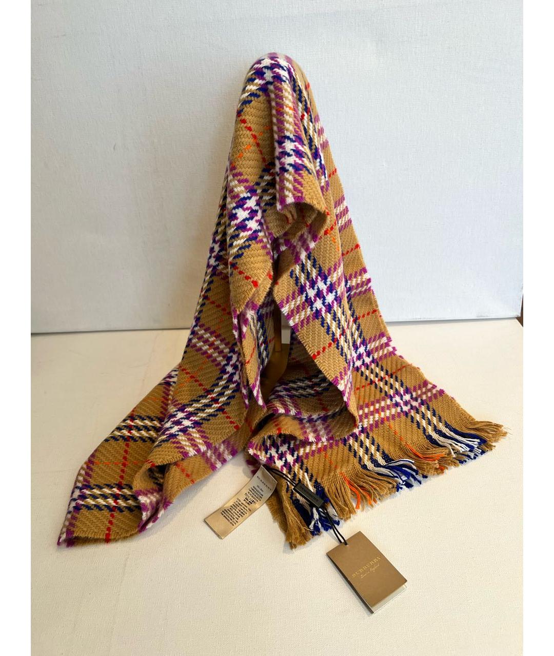 BURBERRY Горчичный шерстяной шарф, фото 4