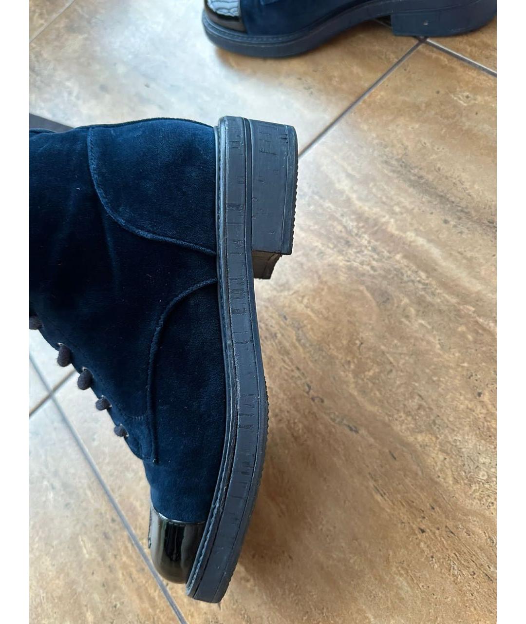 CHANEL Темно-синие бархатные ботинки, фото 8