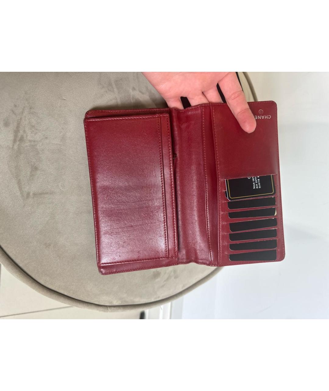 CHANEL PRE-OWNED Красный кожаный кошелек, фото 5