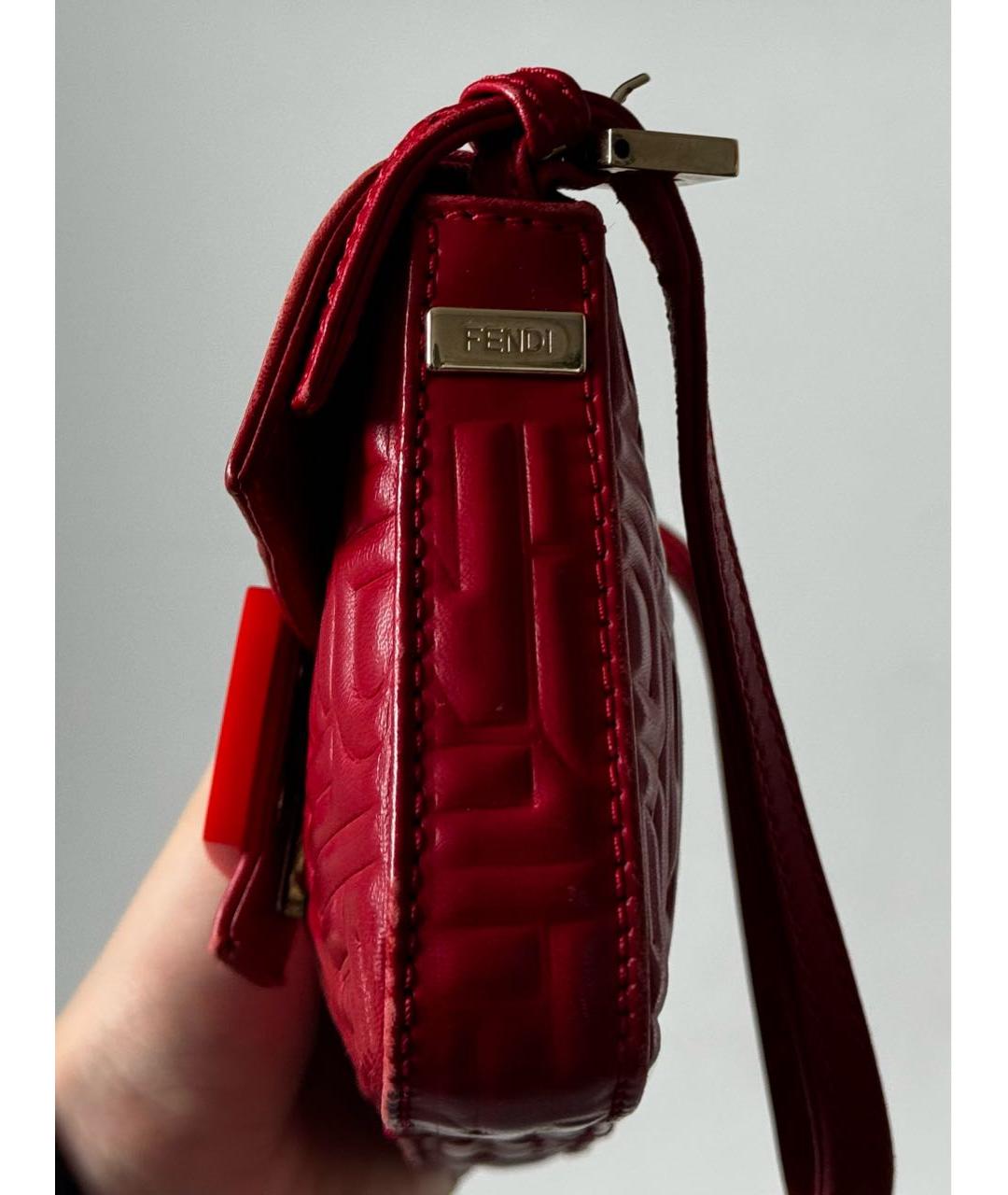 FENDI Красная сумка с короткими ручками из лакированной кожи, фото 5