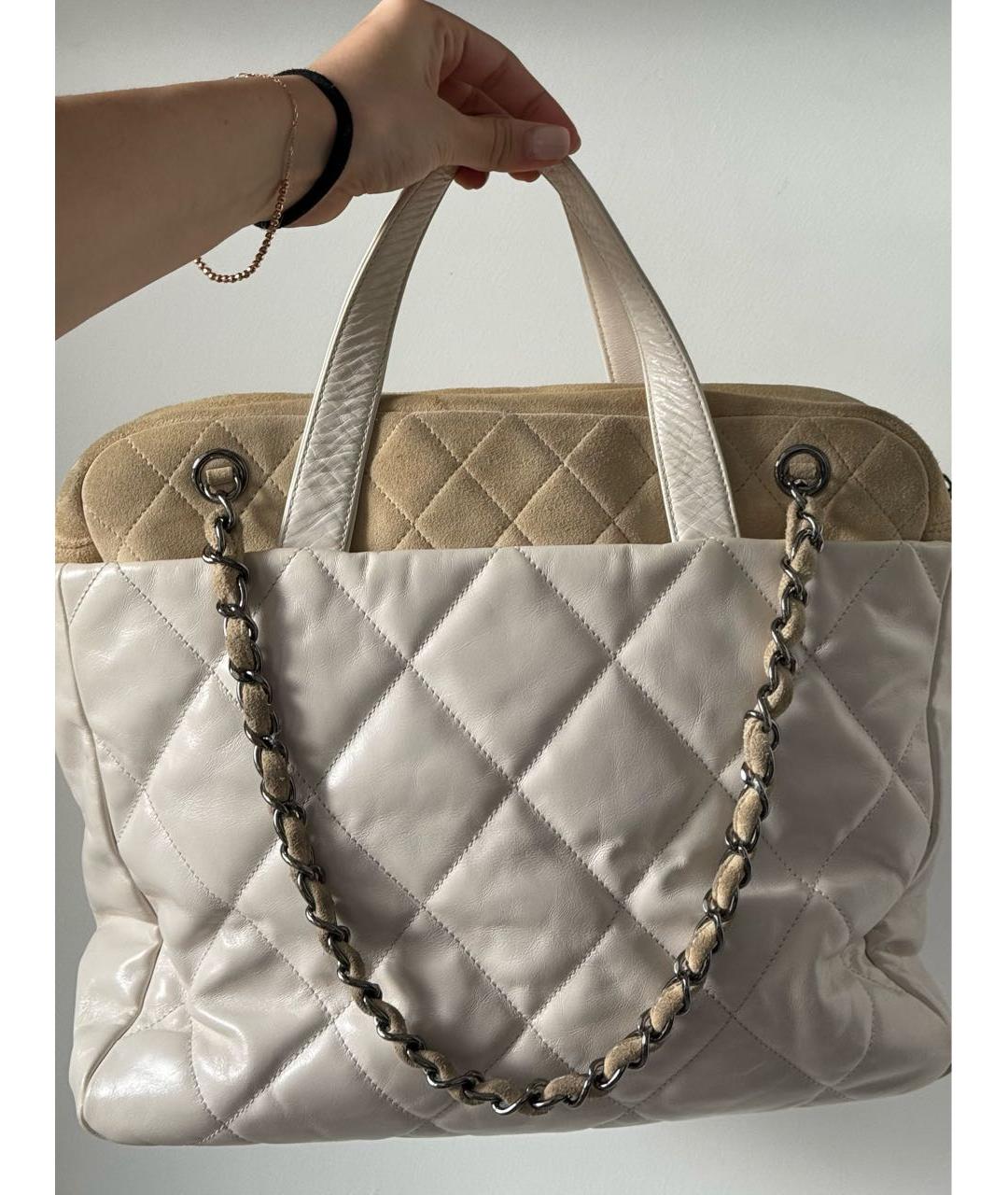 CHANEL PRE-OWNED Белая кожаная сумка тоут, фото 3