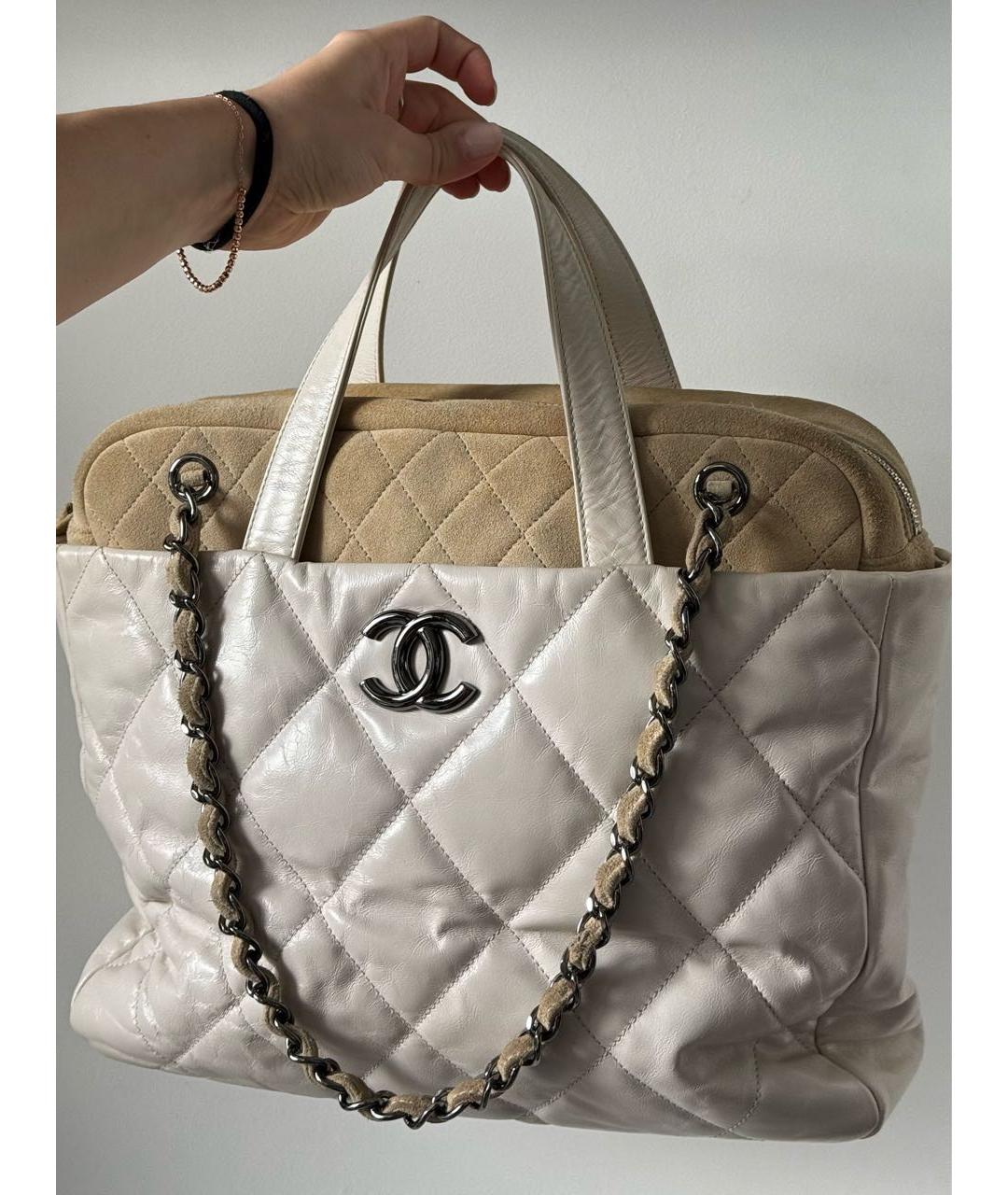 CHANEL PRE-OWNED Белая кожаная сумка тоут, фото 6