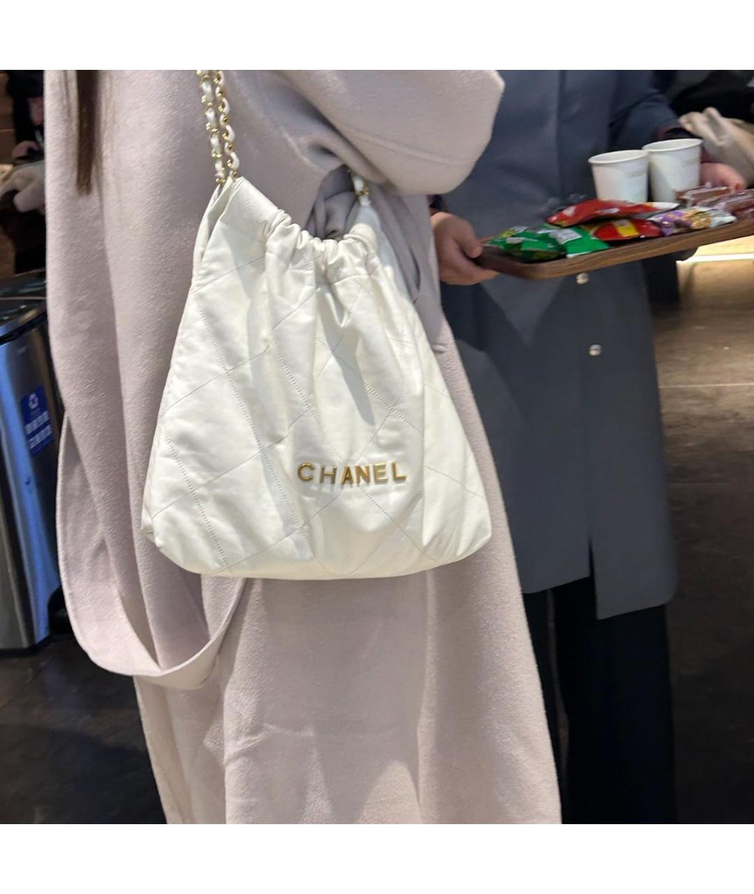 CHANEL PRE-OWNED Белая сумка через плечо, фото 5