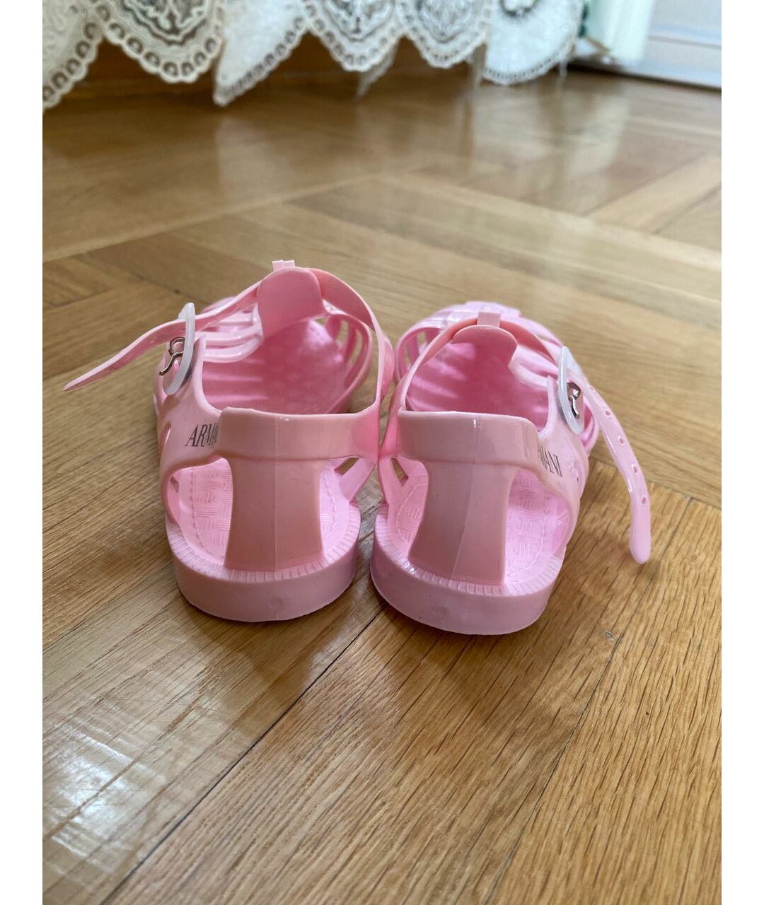 ARMANI JUNIOR Розовые резиновые сандалии и шлепанцы, фото 4