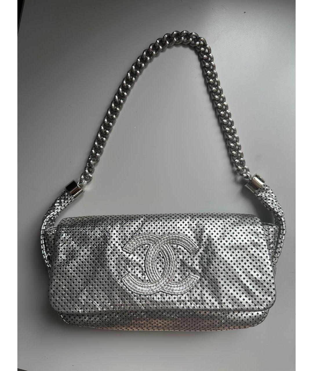CHANEL PRE-OWNED Серебряная кожаная сумка с короткими ручками, фото 9