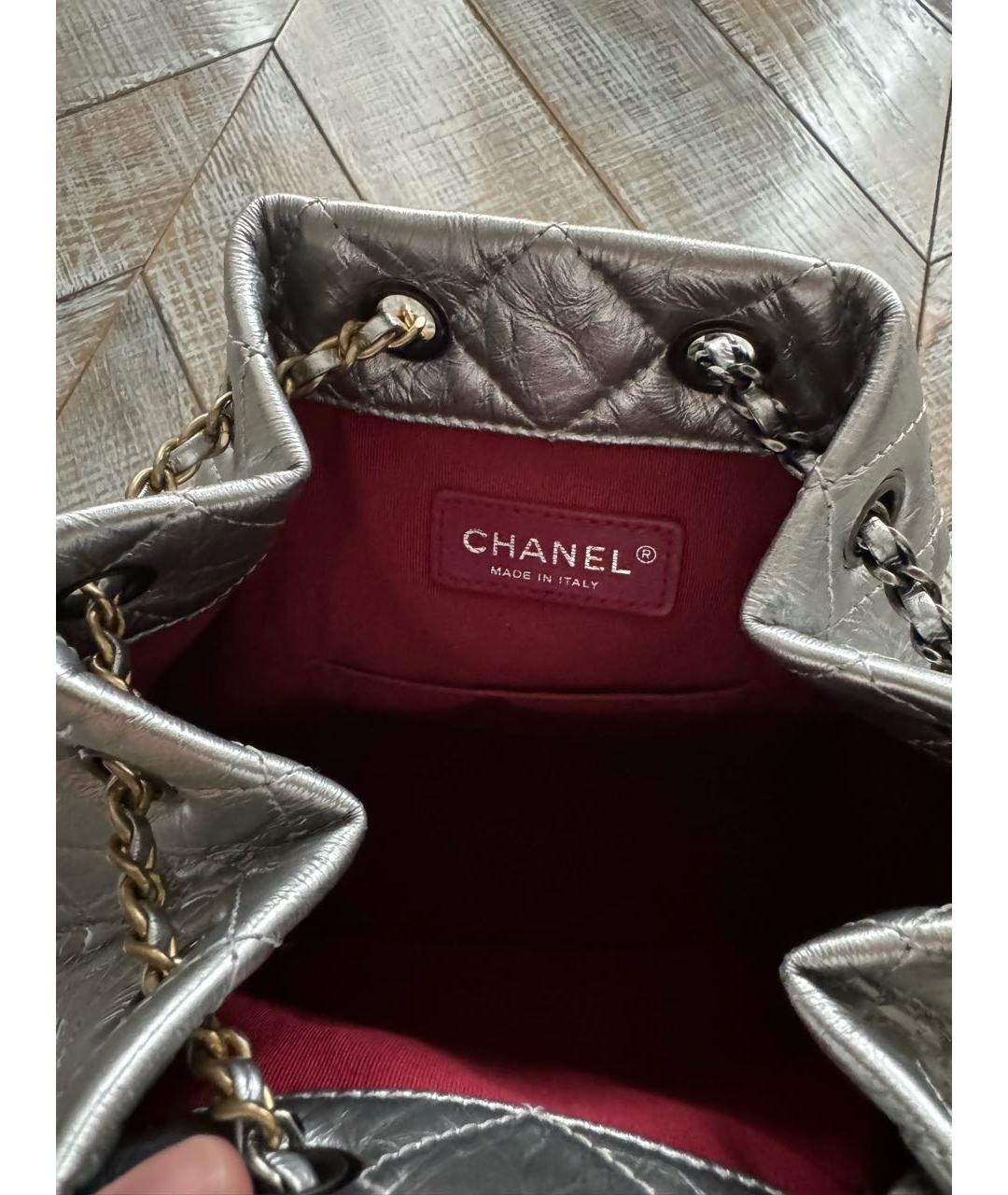 CHANEL Серебрянный кожаный рюкзак, фото 3