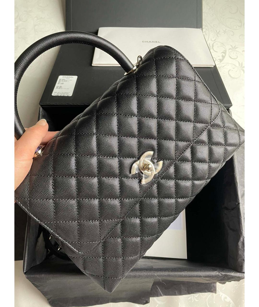 CHANEL PRE-OWNED Черная кожаная сумка с короткими ручками, фото 2