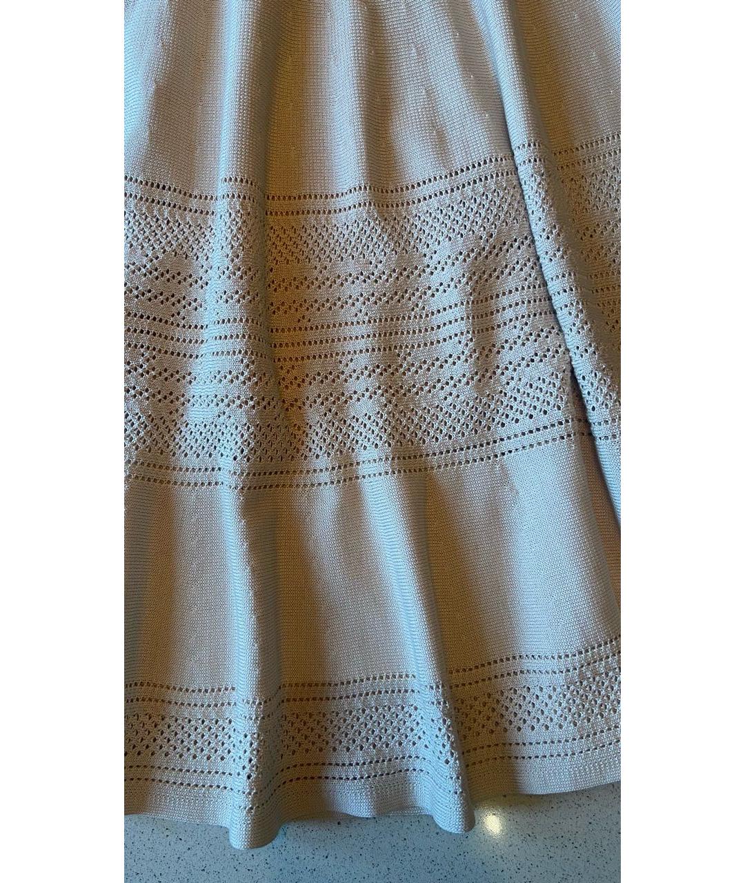 SALVATORE FERRAGAMO Бежевое шелковое повседневное платье, фото 3
