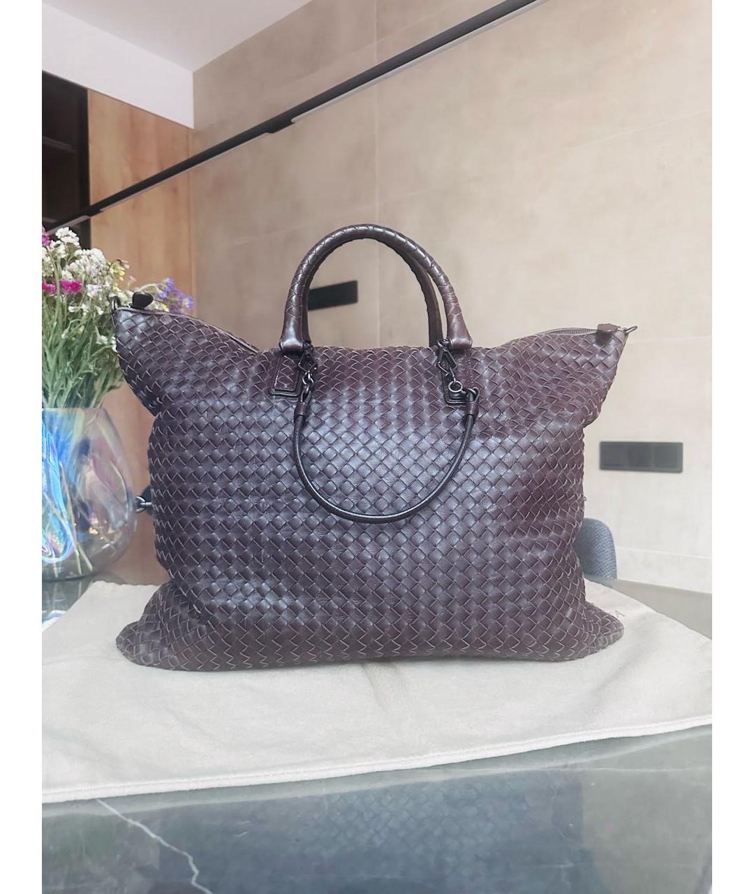 BOTTEGA VENETA Коричневая кожаная сумка с короткими ручками, фото 2