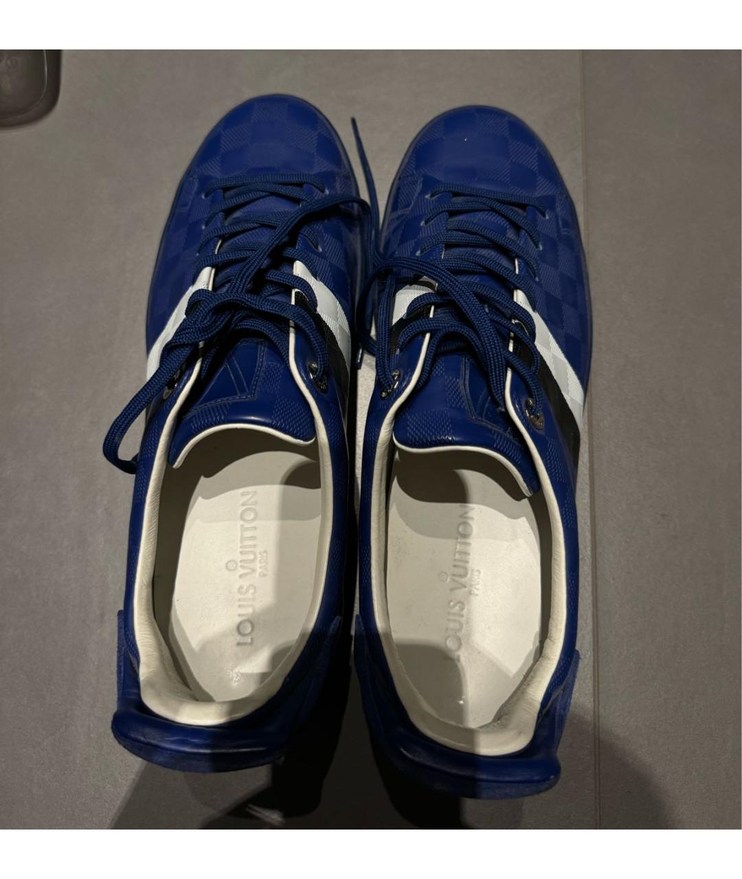 LOUIS VUITTON PRE-OWNED Синие низкие кроссовки / кеды из лакированной кожи, фото 3