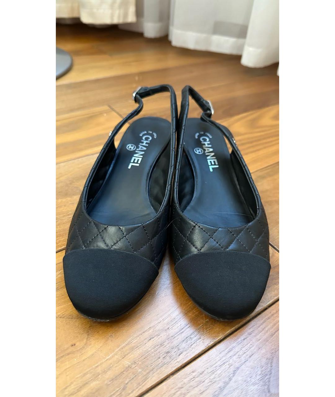 CHANEL PRE-OWNED Черные кожаные туфли, фото 2