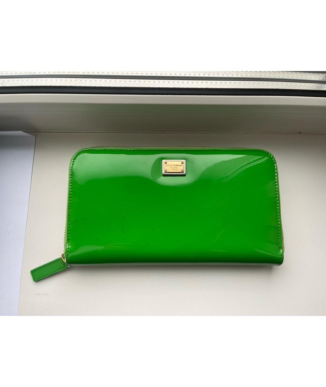 DOLCE&GABBANA Зеленый кошелек из лакированной кожи, фото 6