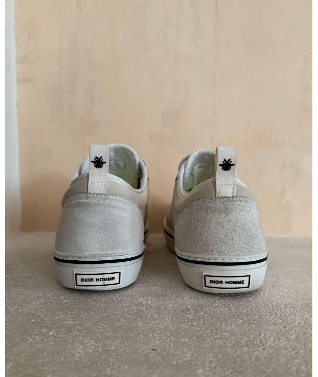 CHRISTIAN DIOR PRE-OWNED Белые замшевые низкие кроссовки / кеды, фото 4
