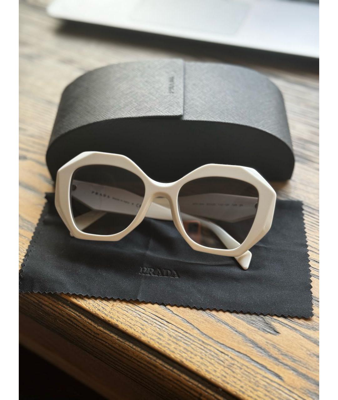 PRADA Белые пластиковые солнцезащитные очки, фото 6