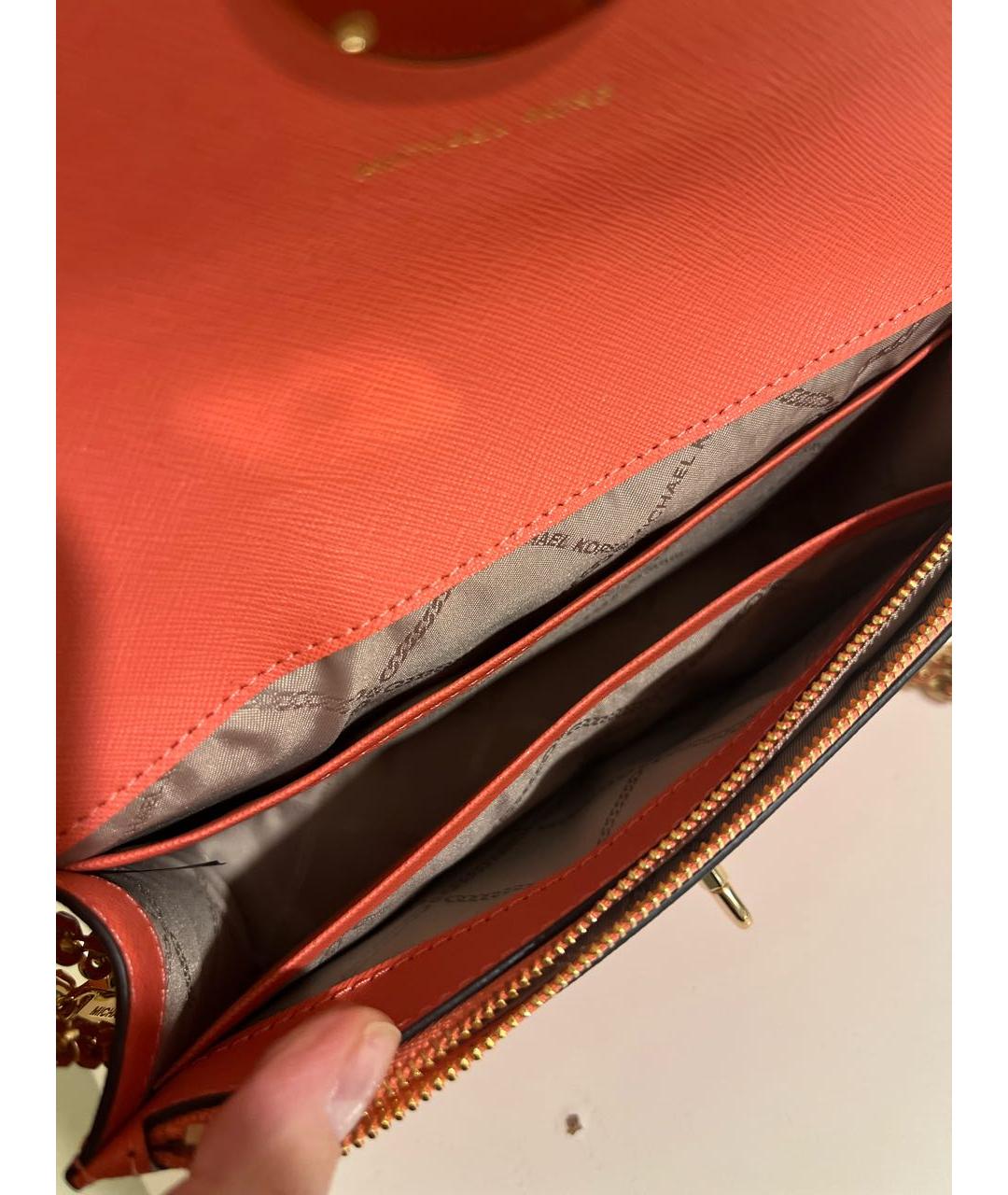 MICHAEL KORS Коралловая кожаная сумка через плечо, фото 4