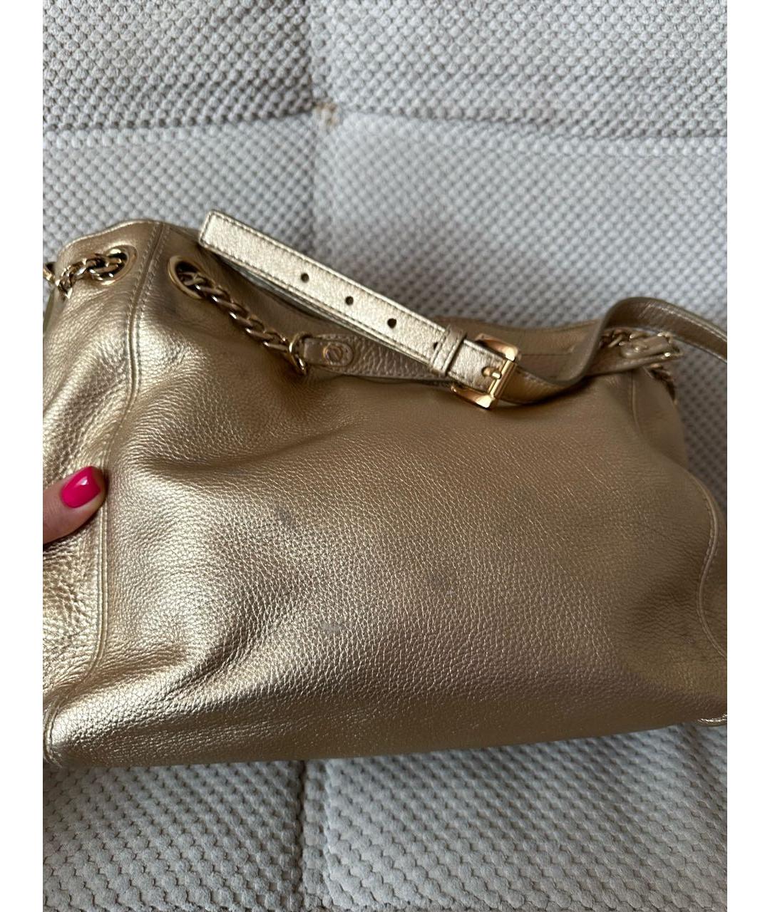 MICHAEL KORS Золотая кожаная сумка с короткими ручками, фото 3