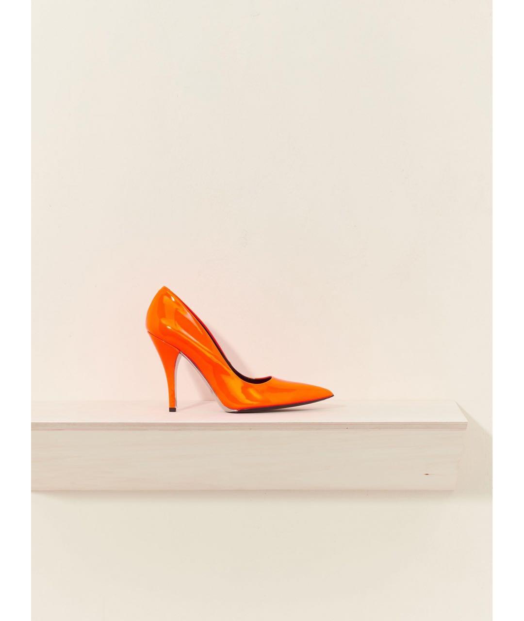 CALVIN KLEIN 205W39NYC Оранжевое туфли из лакированной кожи, фото 5
