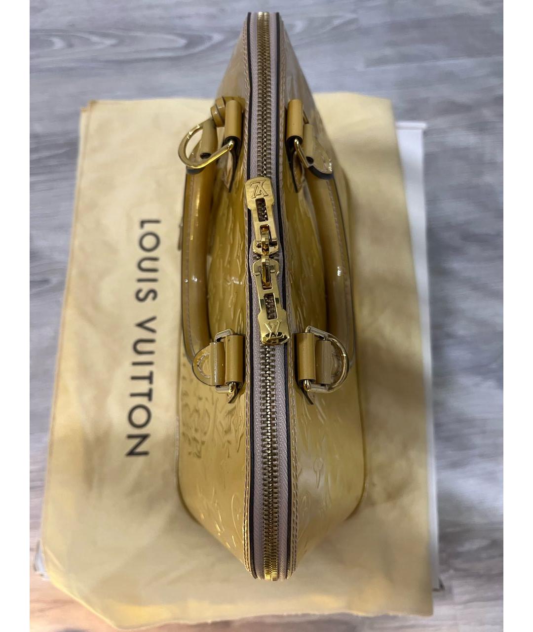 LOUIS VUITTON PRE-OWNED Желтая сумка с короткими ручками из лакированной кожи, фото 5