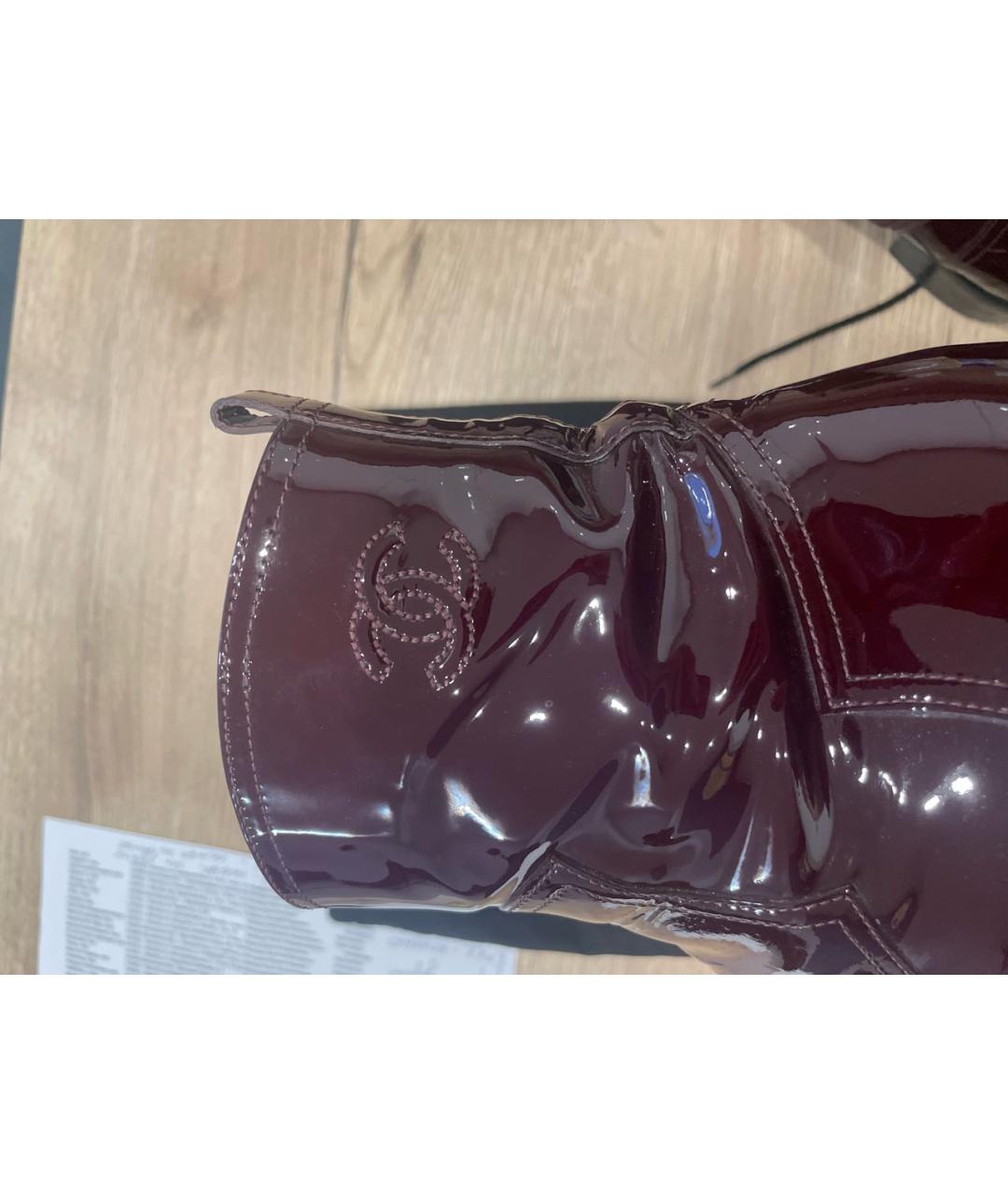 CHANEL PRE-OWNED Бордовые ботинки из лакированной кожи, фото 8