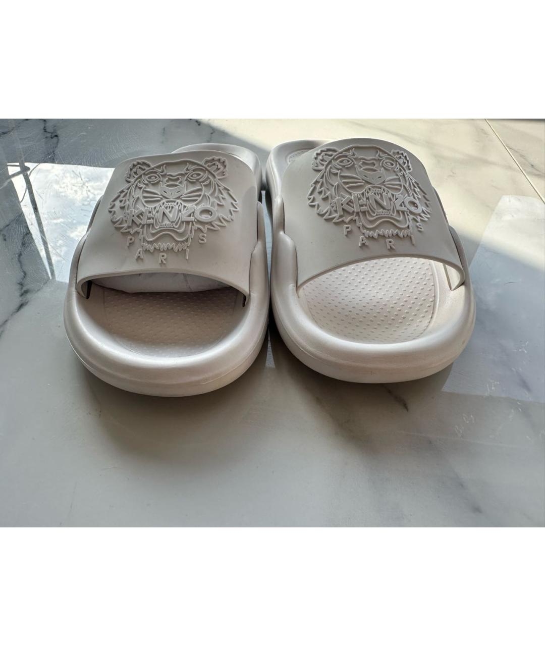 KENZO Белые резиновые сандалии и шлепанцы, фото 3