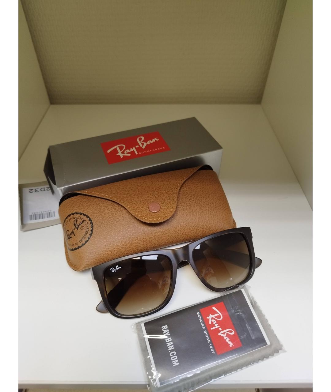 RAY BAN Коричневые пластиковые солнцезащитные очки, фото 4