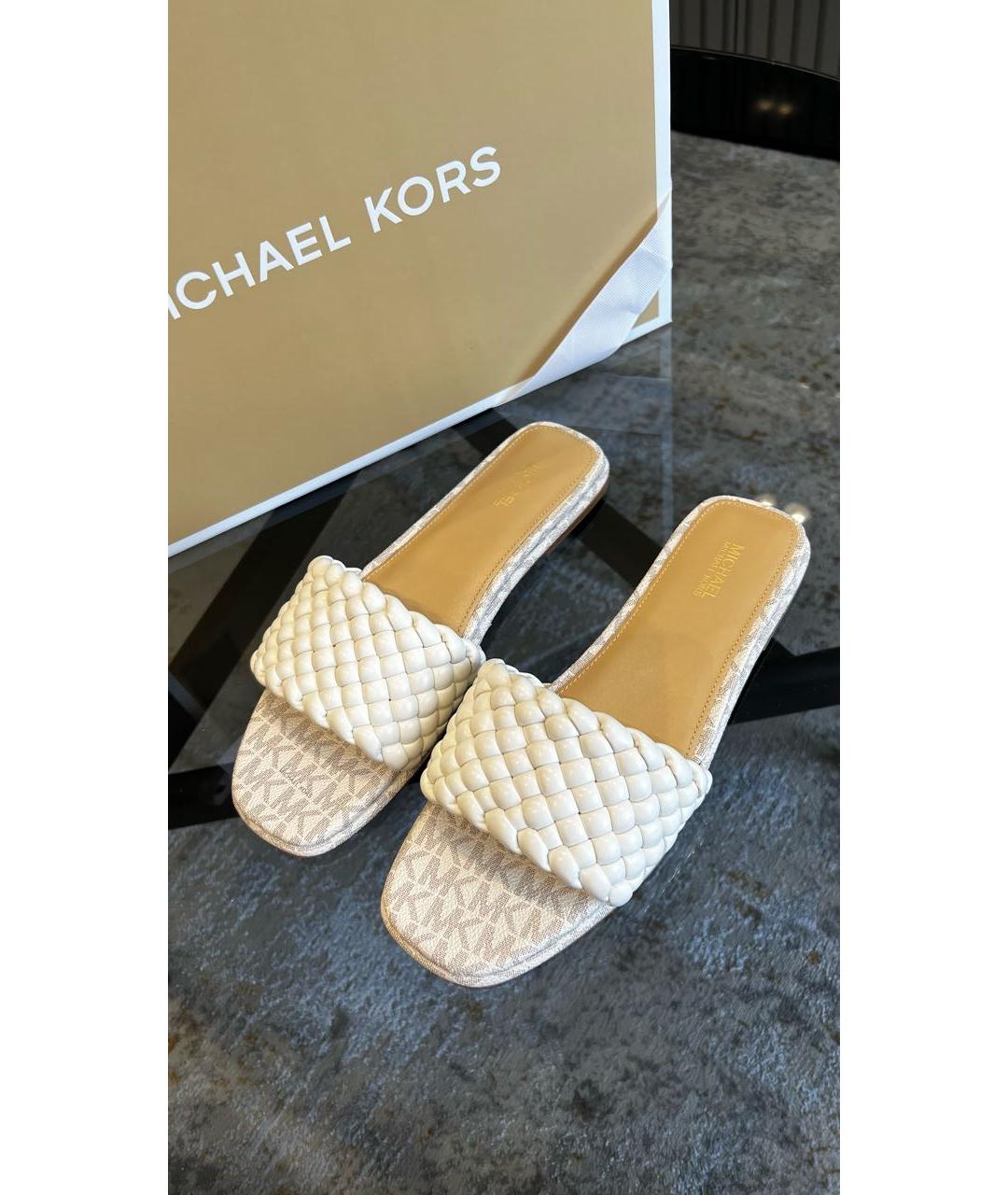 MICHAEL KORS Бежевые шлепанцы, фото 3